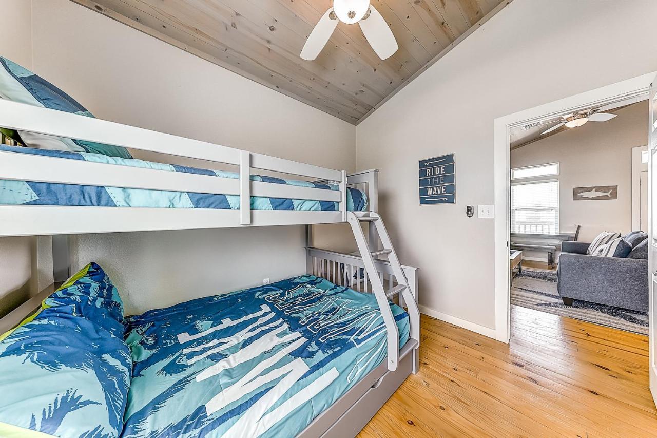 Eskridge Gem Unit A Villa Port Aransas Room photo